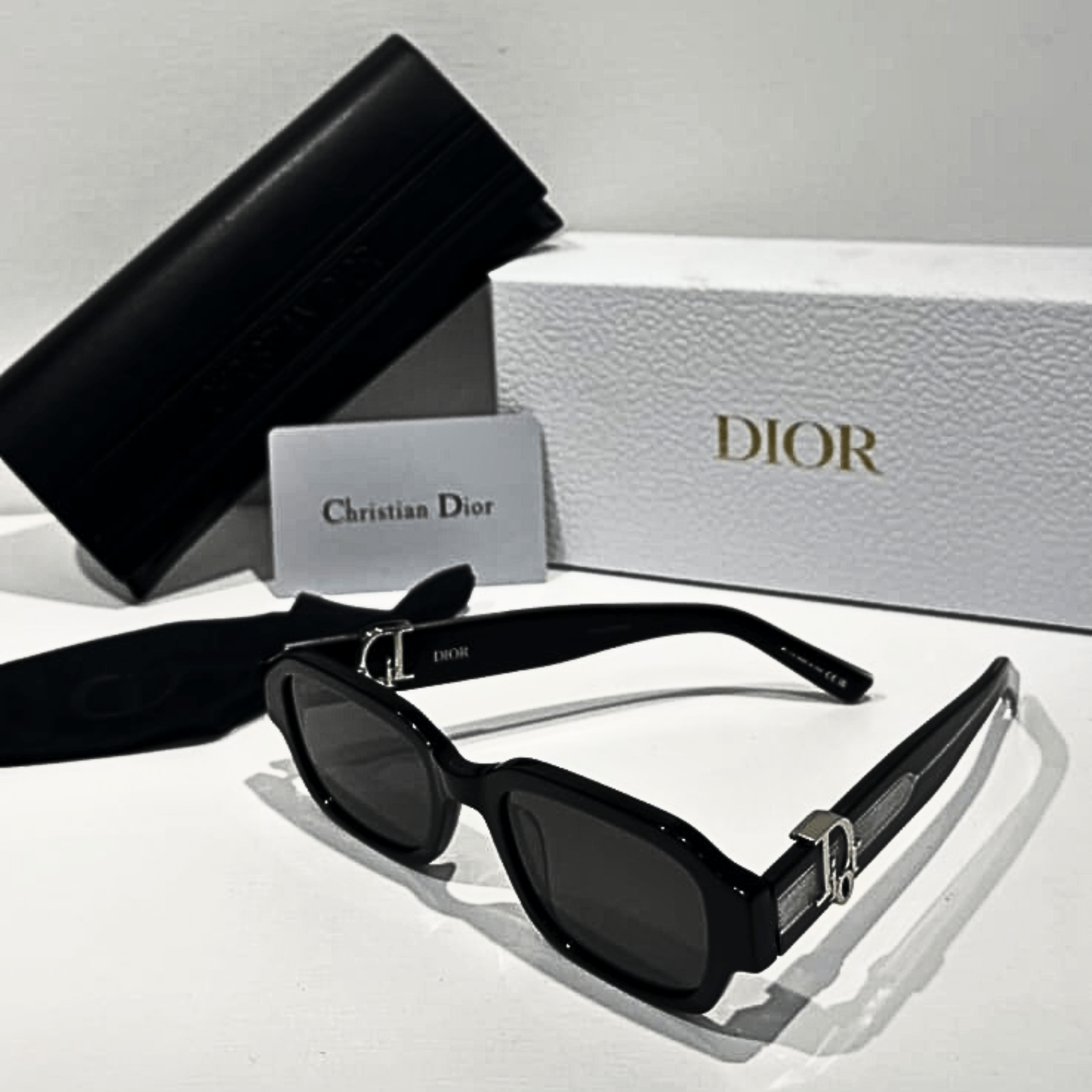 Premium Square Frame Sunglasses β Luxury Designer Style